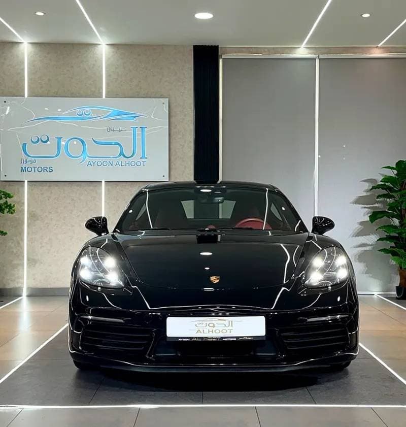 2018 Porsche Cayman thumbnail 5