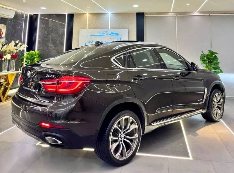 2017 BMW X6 35i EXCLUSIVE thumbnail 4