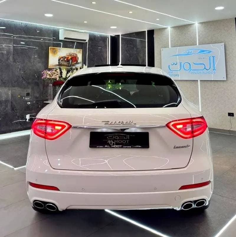 2018 Maserati Levante GRANLUSSO thumbnail 6