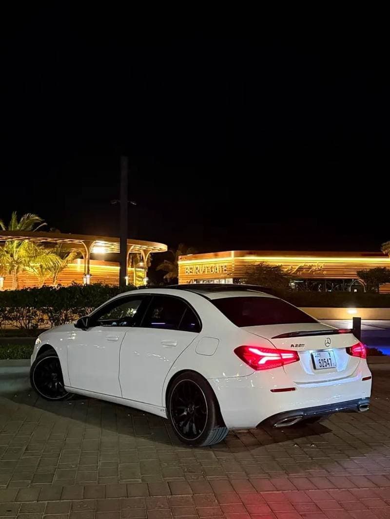 2019 Mercedes Benz A220 STANDARD thumbnail 8
