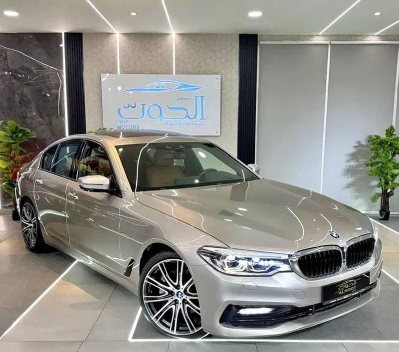 2018 BMW 530i LUXURY thumbnail 4