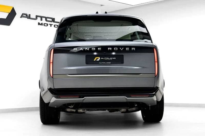 2026 Land Rover Range Rover AUTOBIOGRAPHY P530 thumbnail 4