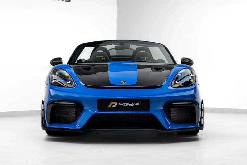 2025 Porsche 718 Spyder RS thumbnail 3