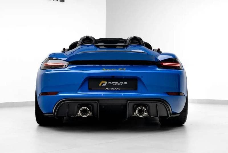 2025 Porsche 718 Spyder RS thumbnail 4