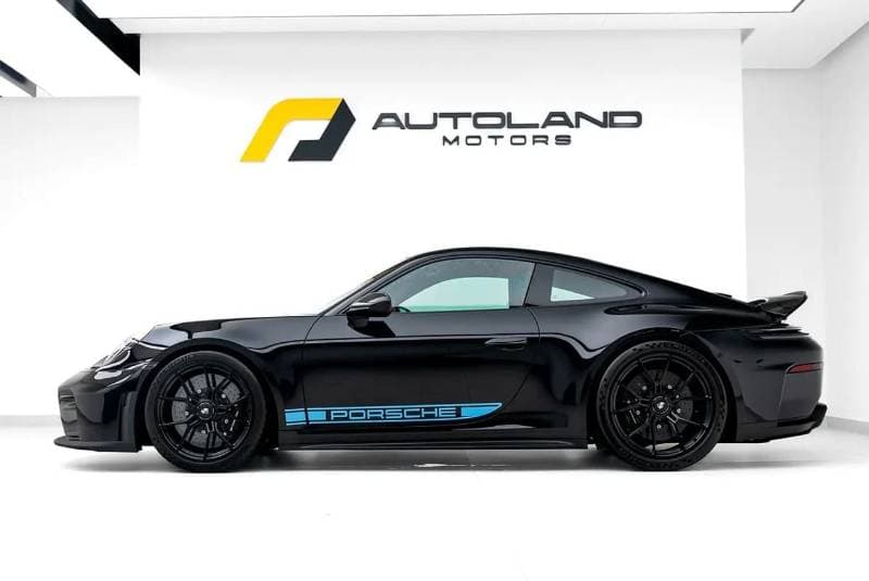 2025 Porsche 911 GT3 thumbnail 3