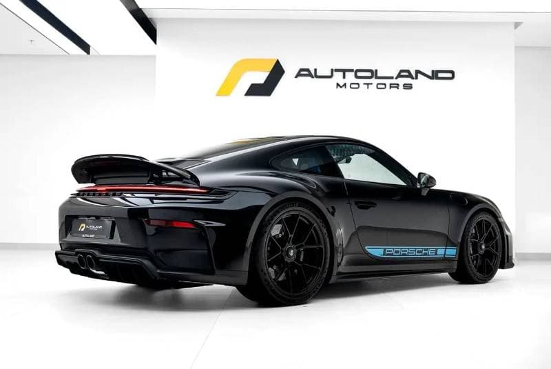 2025 Porsche 911 GT3 thumbnail 2