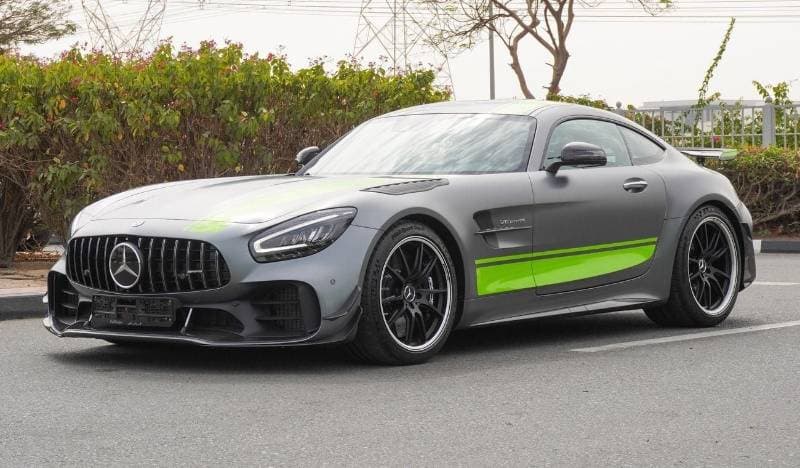 2019 Mercedes Benz AMG GTR thumbnail 3