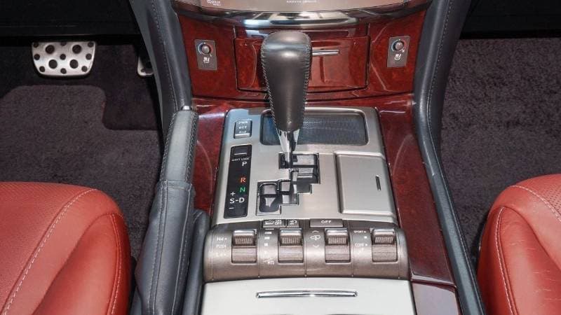 2014 Lexus LX570 thumbnail 8