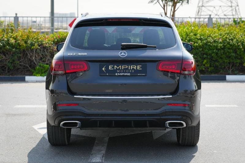 2020 Mercedes Benz GLC 300 AMG thumbnail 5