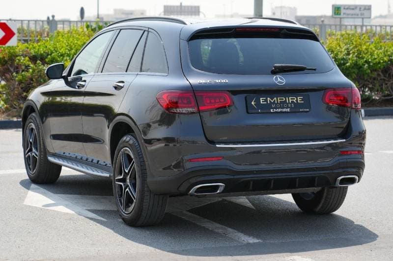2020 Mercedes Benz GLC 300 AMG thumbnail 6