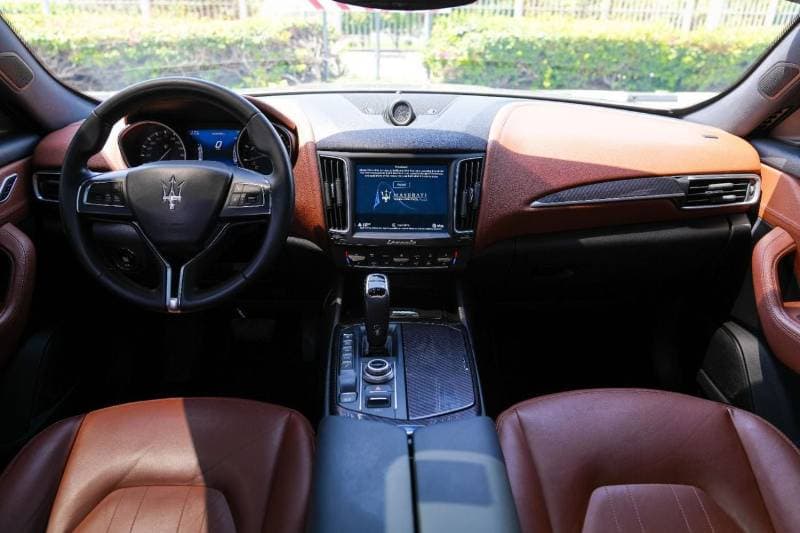 2019 Maserati Levante STANDARD thumbnail 7