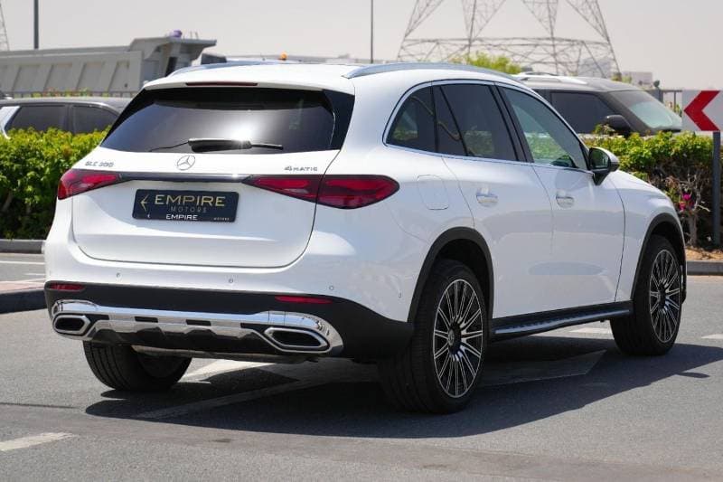 2024 Mercedes Benz GLC 300 PREMIUM PLUS thumbnail 4