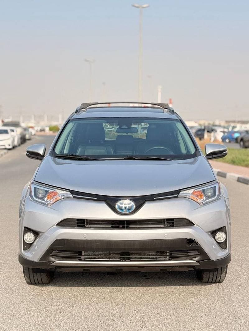 2017 Toyota RAV4 VXR thumbnail 2