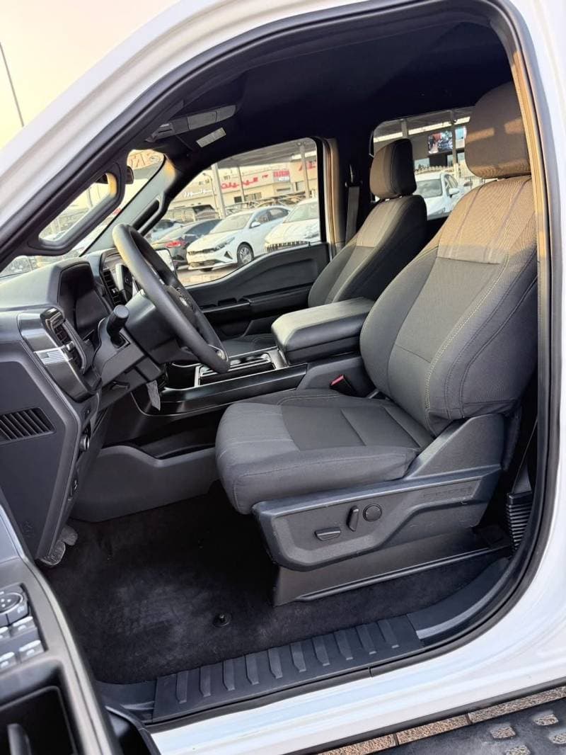2025 Ford F 150 F 150 2.7L thumbnail 6