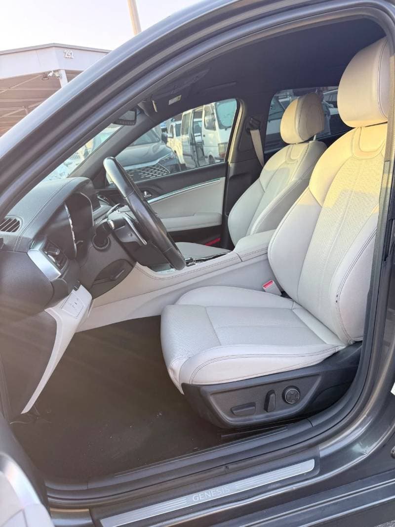2022 Genesis G70 PREMIUM thumbnail 6