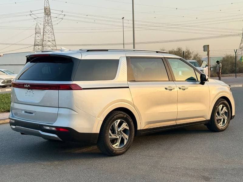 2022 Kia Carnival EX thumbnail 3