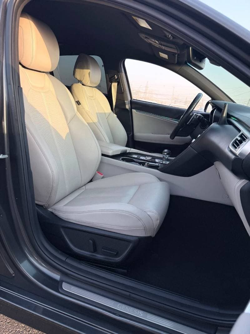 2022 Genesis G70 PREMIUM thumbnail 7