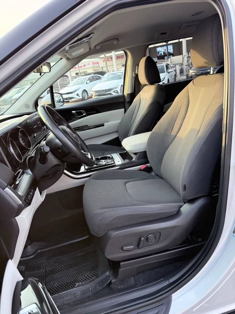 2022 Kia Carnival EX thumbnail 6