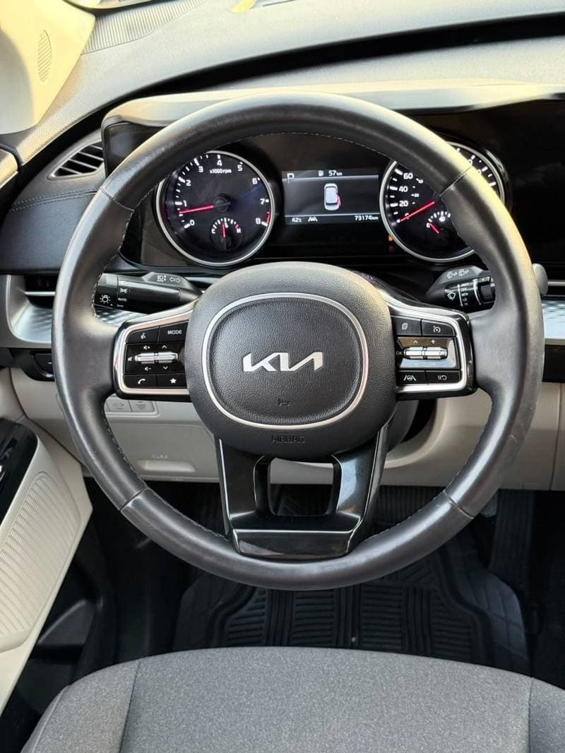 2022 Kia Carnival EX thumbnail 7