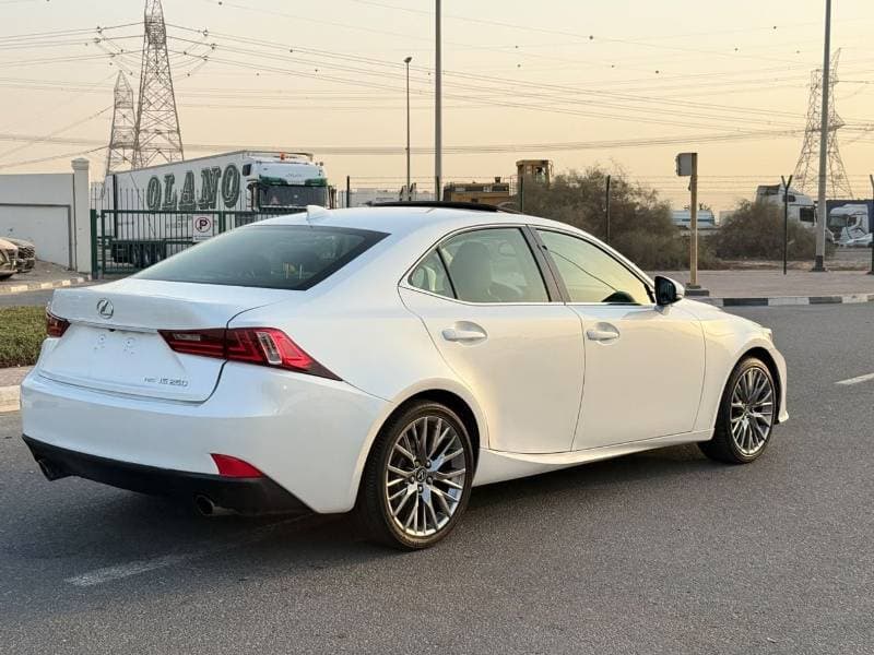 2014 Lexus IS250 PRESTIGE thumbnail 3