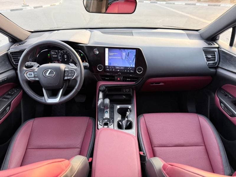 2025 Lexus NX350 PREMIER thumbnail 5