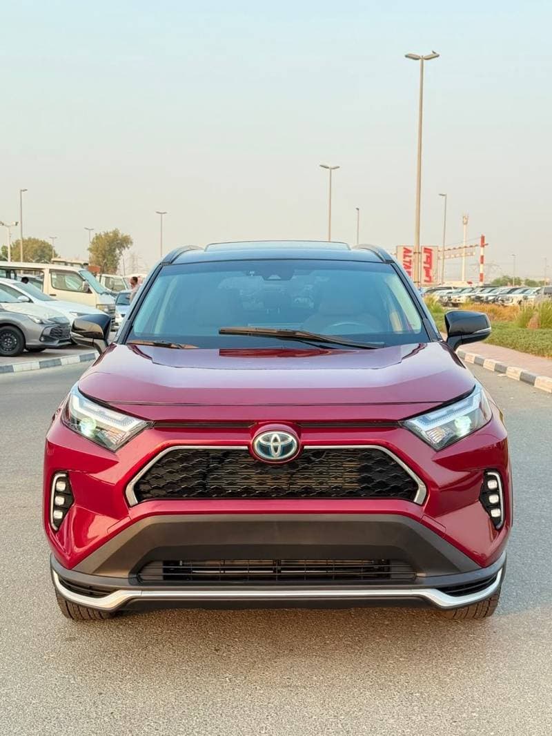 2023 Toyota RAV4 XLE HEV thumbnail 2