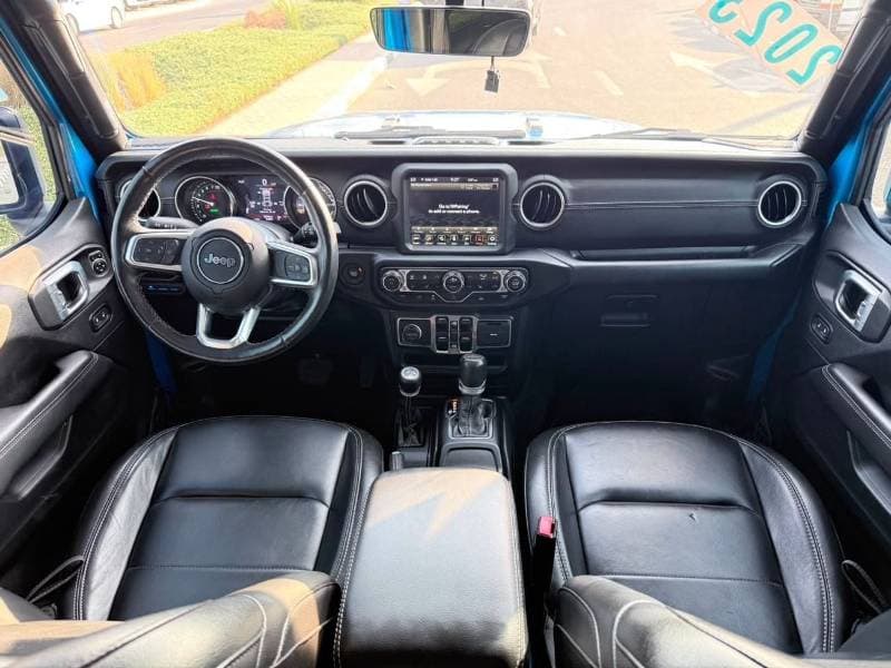 2023 Jeep Wrangler SAHARA thumbnail 5