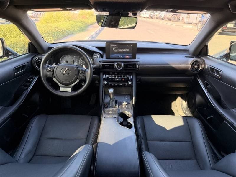 2024 Lexus IS300 thumbnail 7