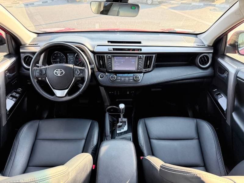2017 Toyota RAV4 VXR thumbnail 5