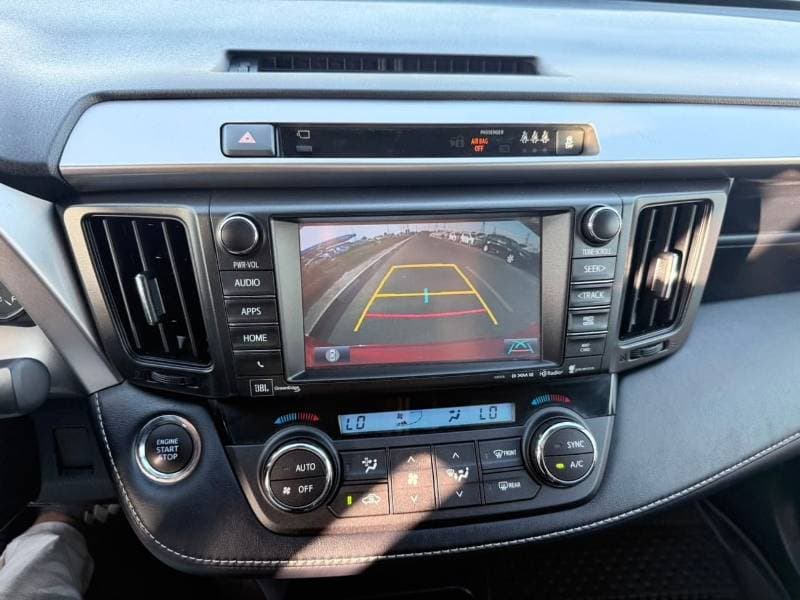 2017 Toyota RAV4 VXR thumbnail 7