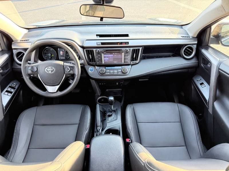 2018 Toyota RAV4 thumbnail 5
