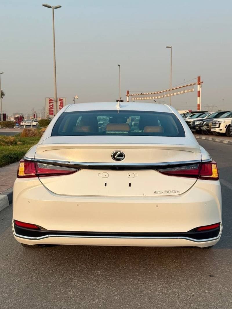 2025 Lexus ES300h PREMIER thumbnail 6