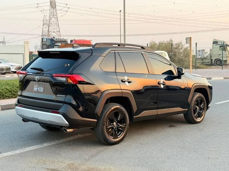 2021 Toyota RAV4 ADVENTURE thumbnail 3
