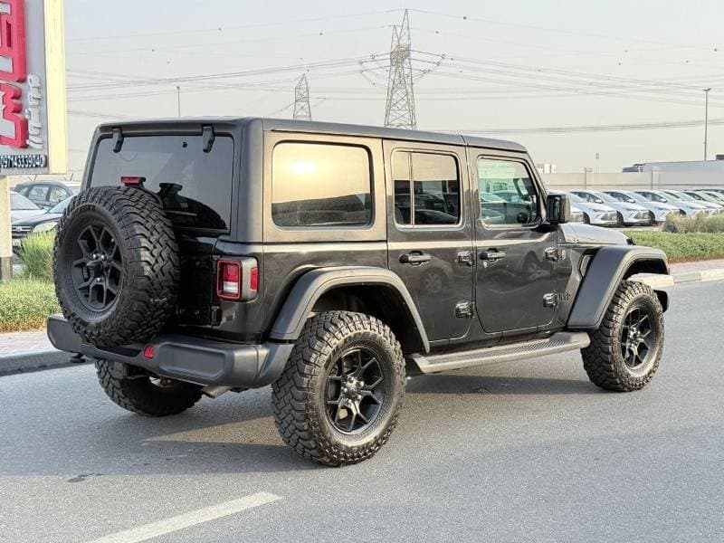 2024 Jeep Wrangler RUBICON thumbnail 3