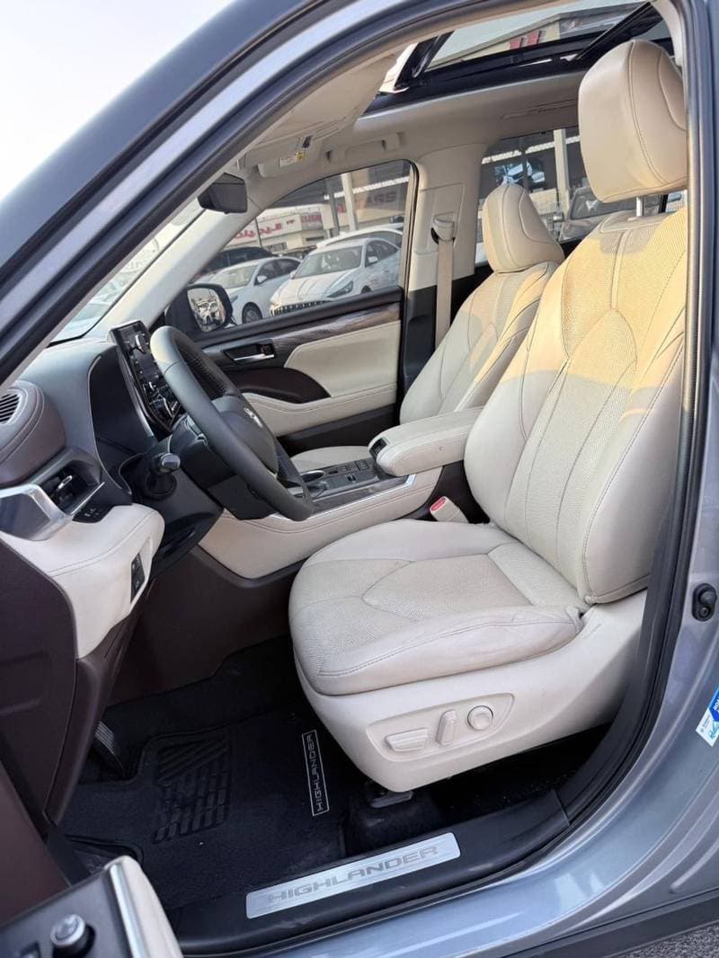 2022 Toyota Highlander VXR thumbnail 4