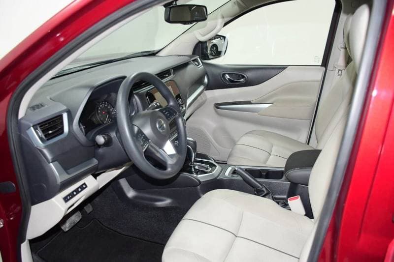 2023 Nissan X Terra TITANIUM thumbnail 4