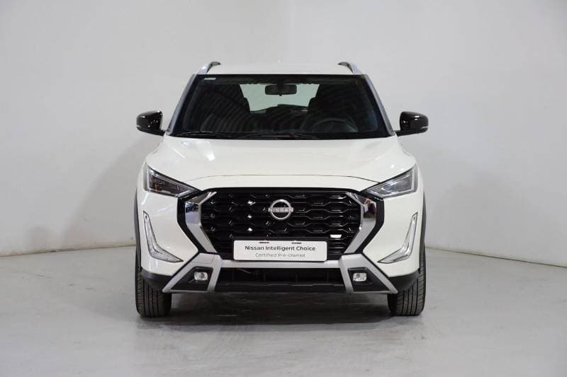 2025 Nissan Magnite SV thumbnail 2