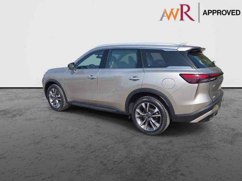 2023 Infiniti QX60 LUXE thumbnail 6