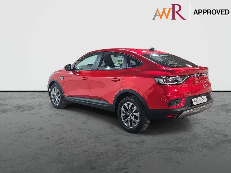 2025 Renault Arkana thumbnail 6