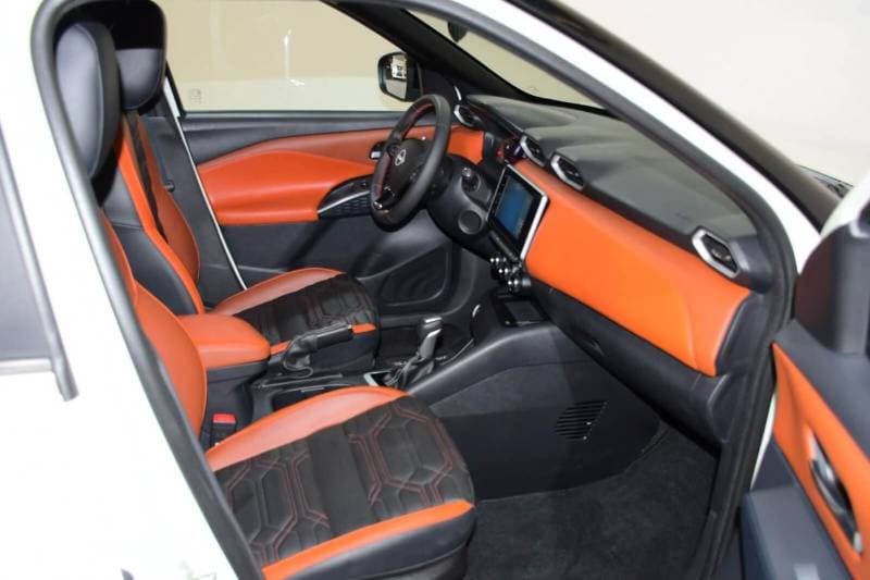2025 Nissan Magnite SL thumbnail 6