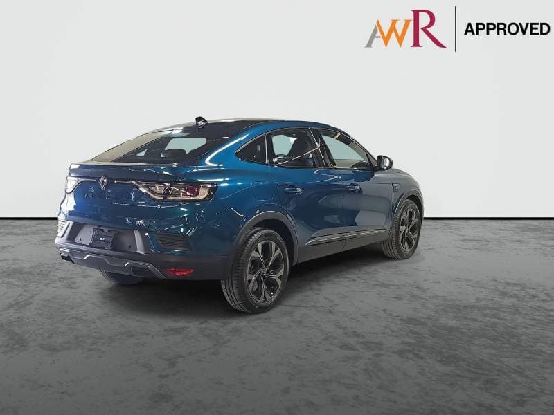 2025 Renault Arkana thumbnail 8