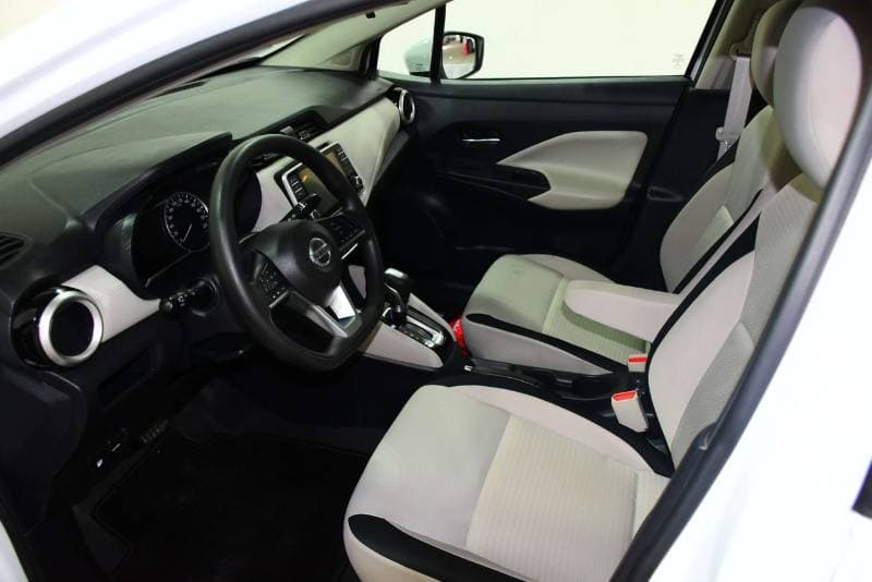 2022 Nissan Sunny SL thumbnail 4