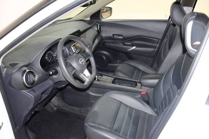 2024 Nissan Kicks SL thumbnail 4