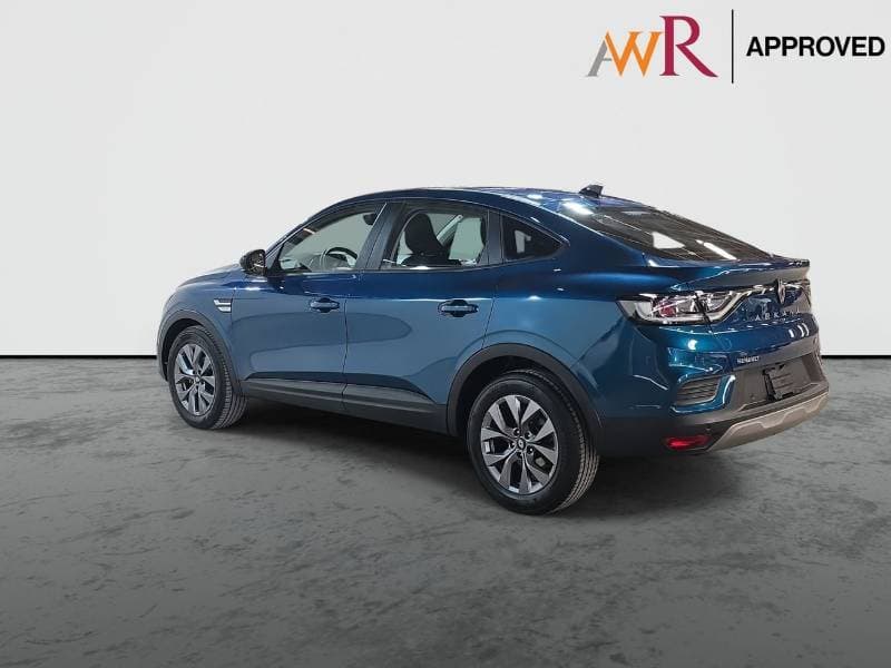 2025 Renault Arkana thumbnail 6
