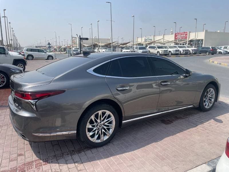 2018 Lexus LS500 PLATINUM thumbnail 6