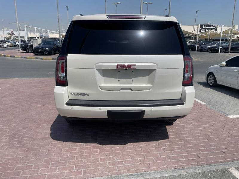 2015 GMC Yukon SLT thumbnail 5