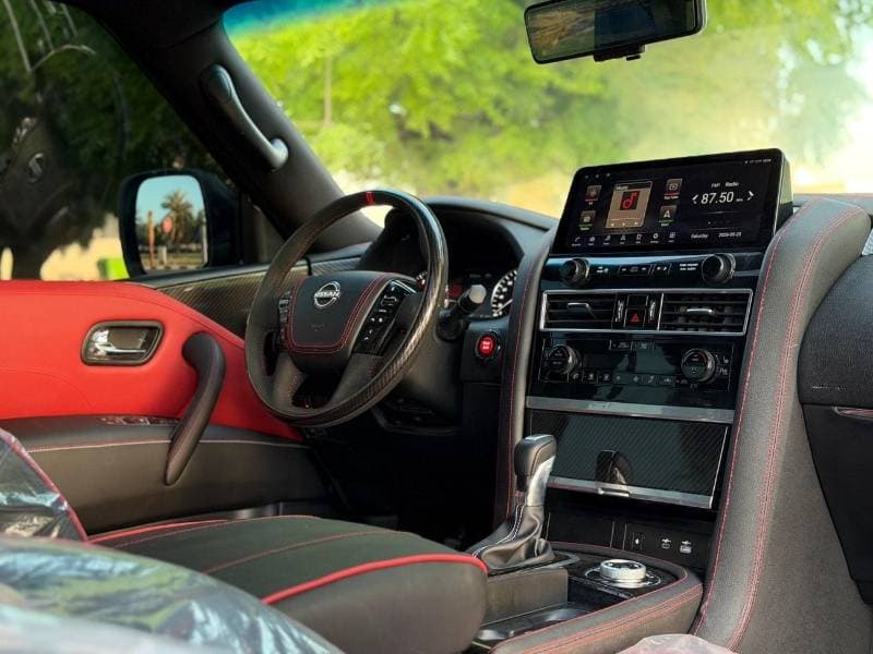 2014 Nissan Patrol LE PLATINUM thumbnail 2