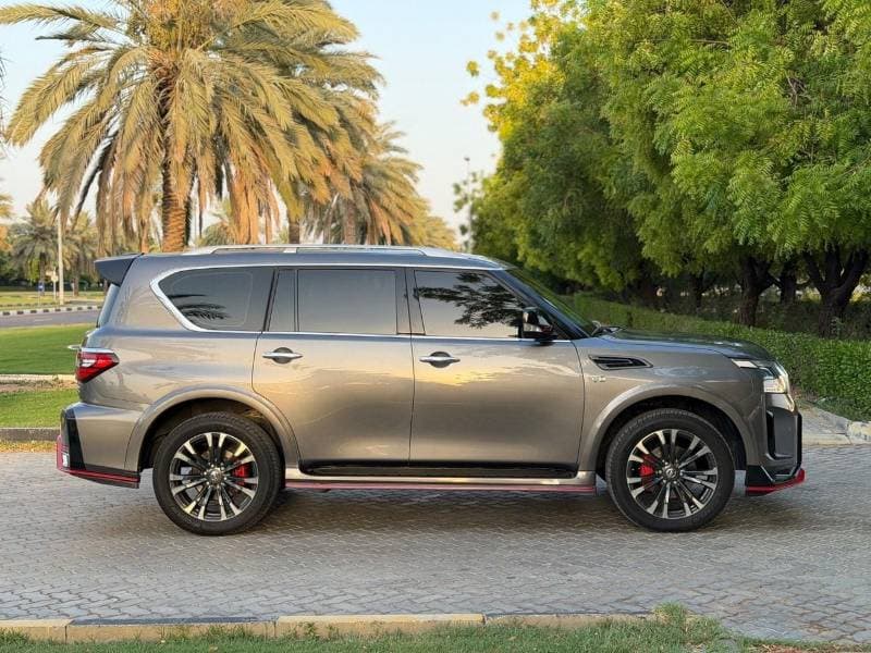 2014 Nissan Patrol LE PLATINUM thumbnail 7