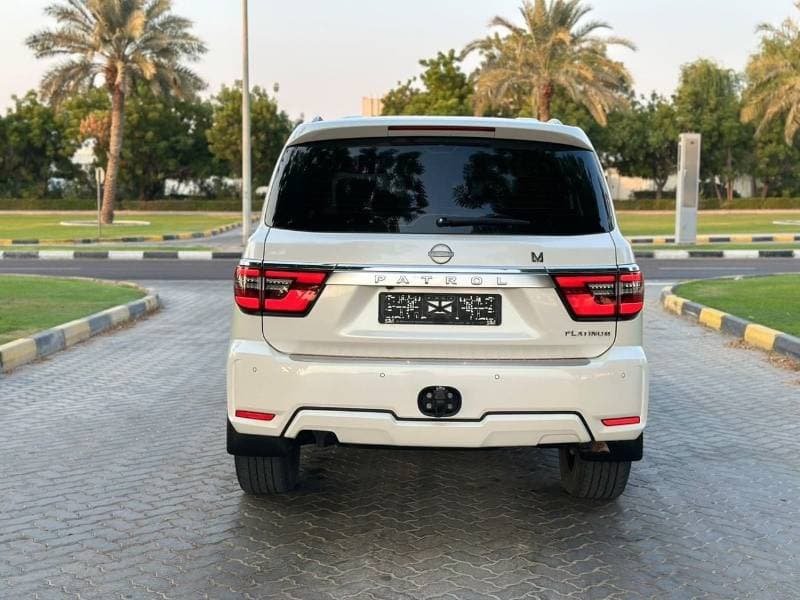 2023 Nissan Patrol SE PLATINUM CITY thumbnail 8