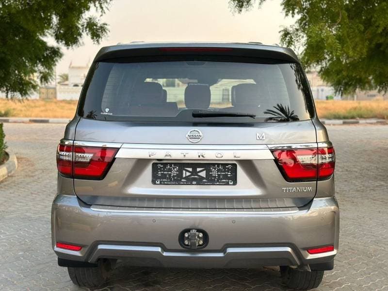 2020 Nissan Patrol SE TITANIUM thumbnail 6
